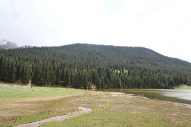 Erster See der Schlucht