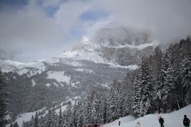 Landschaft und Felsen im Fassatal