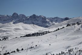 Zahlreiche Berghänge